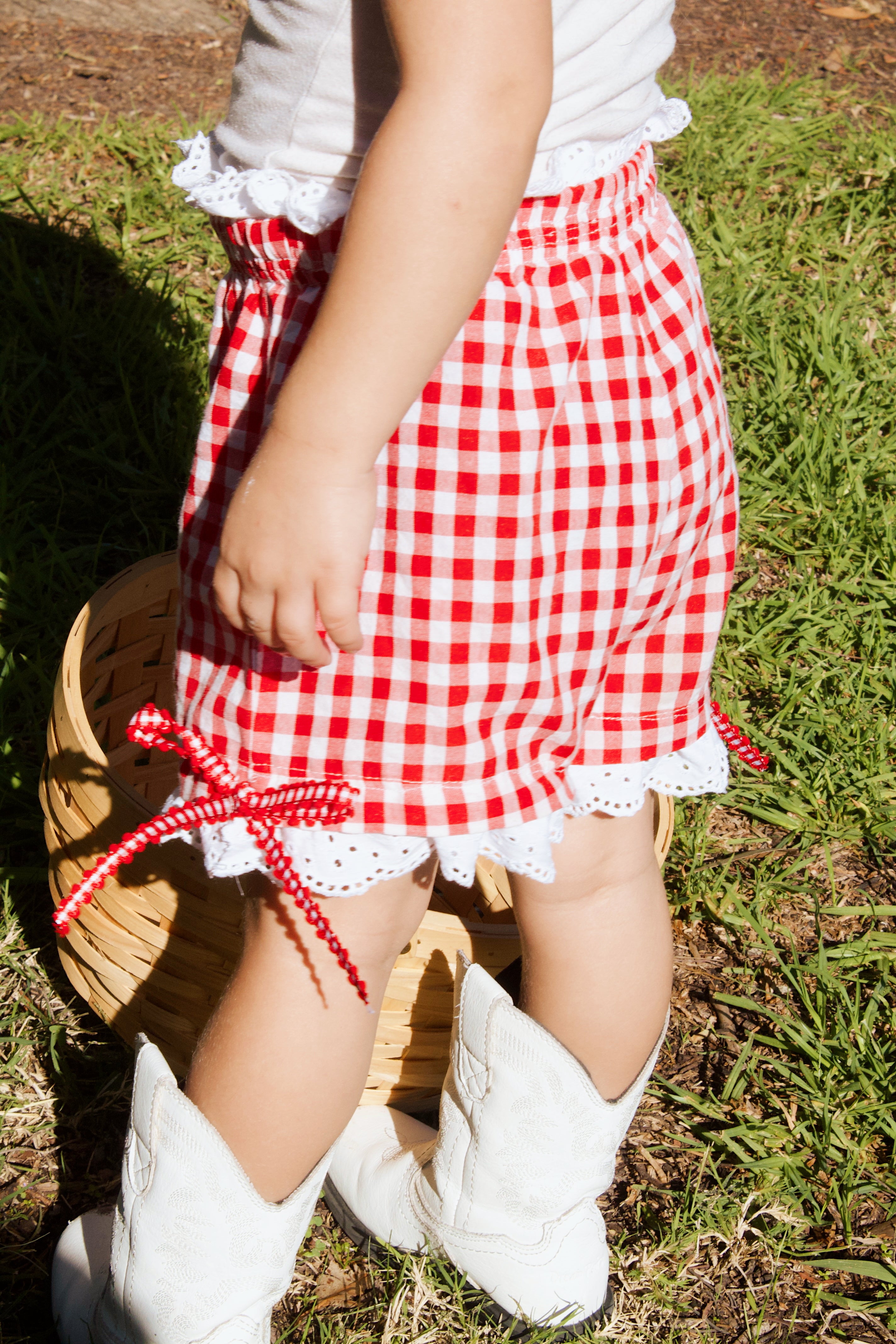 Girls’ Red Gingham Eyelet Lace Boxer Shorts with Side Bows – Handmade