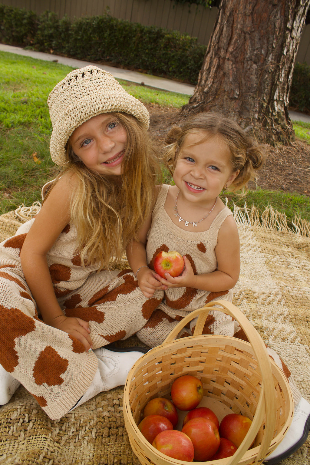 Fall two-piece knit horse shoe toddler girls western autumn fashion